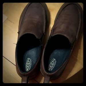 Men's leather shoes